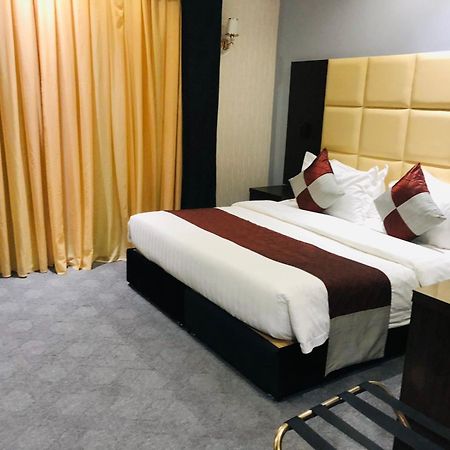 M Platinum Hotel Medina Екстер'єр фото