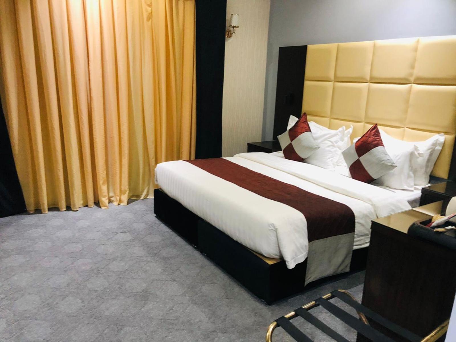 M Platinum Hotel Medina Екстер'єр фото