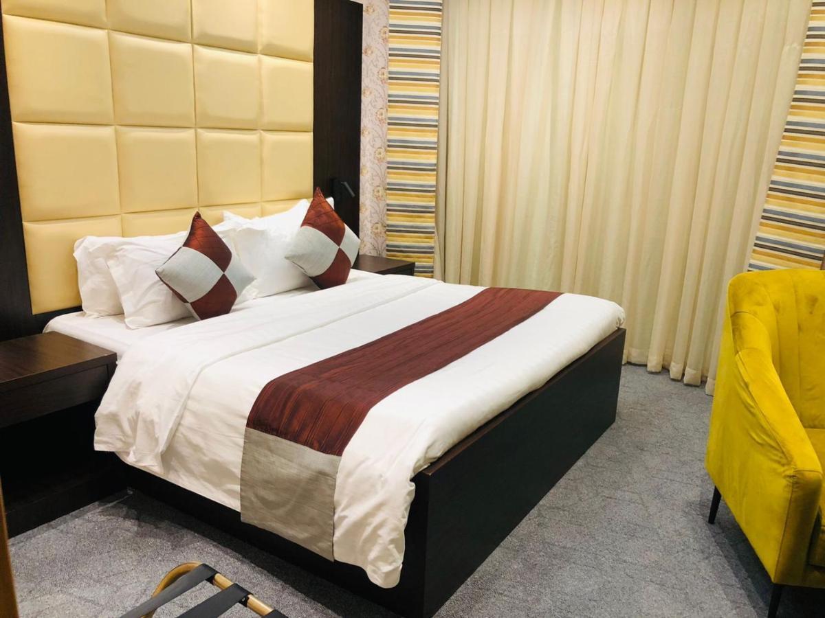 M Platinum Hotel Medina Екстер'єр фото